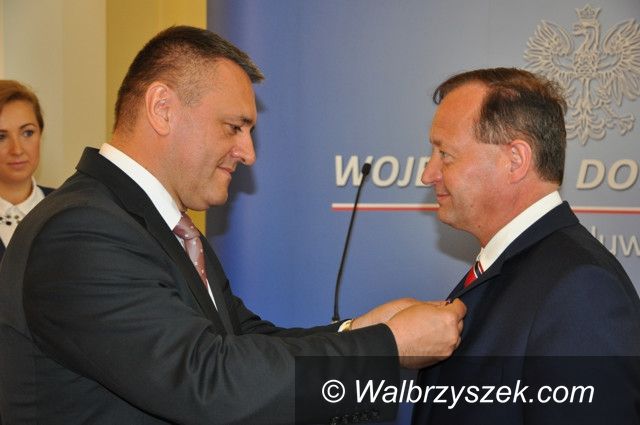 Wrocław: Brązowy Krzyż Zasługi dla burmistrza Świebodzic