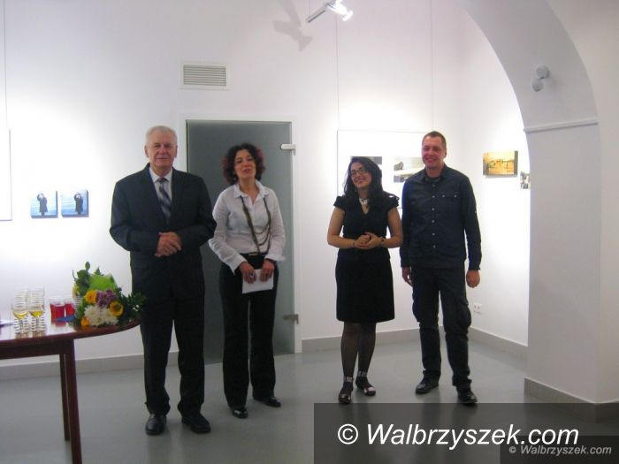 Wałbrzych: Wystawa Niloufar Shirani w Wałbrzyskiej Galerii Sztuki BWA