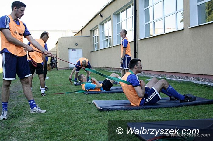 Wałbrzych: Piłkarze Górnika wznowili treningi