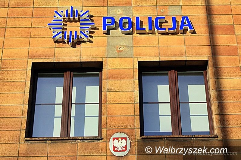 Szczawno-Zdrój: Z siekierą na policjantów