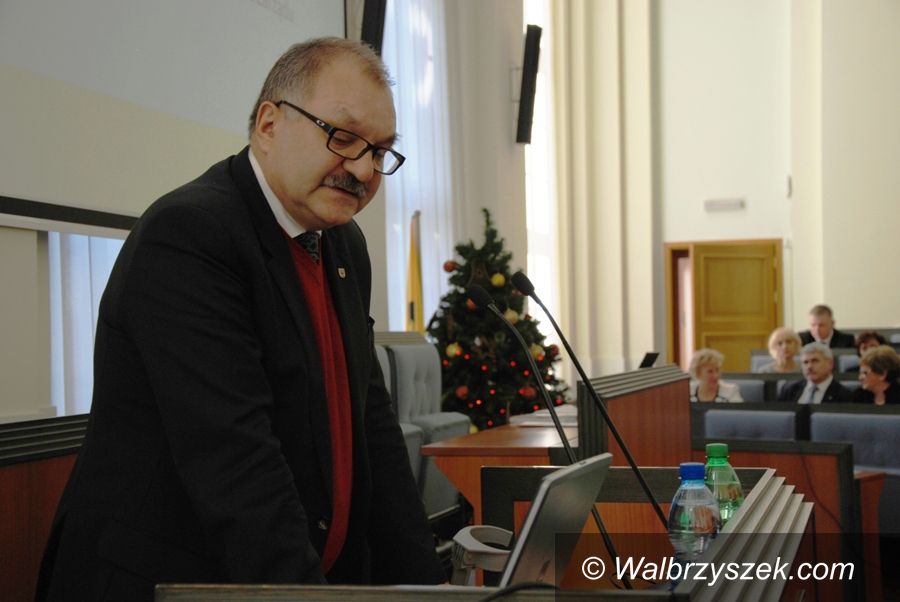 REGION: Budżet Dolnego Śląska na 2016 rok przyjęty