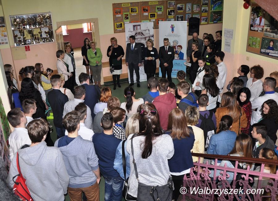 Głuszyca: VIII Targi Edukacyjne w Gimnazjum Publicznym w Głuszycy