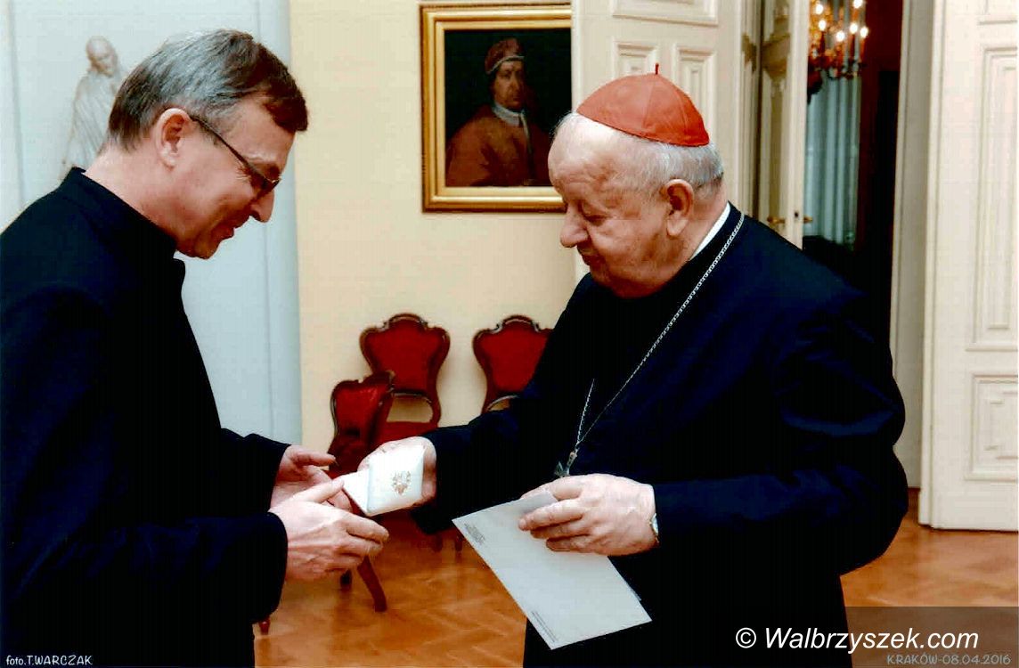 REGION, Mieroszów: Sakrament bierzmowania oraz relikwia św. Jana Pawła II