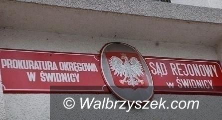 Wałbrzych: Byli policjanci staną przed sądem w sprawie śmiertelnego pobicia