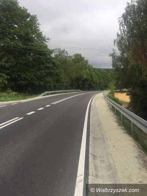REGION, Jedlina Zdrój: Zakończyli remont drogi wojewódzkiej w Jedlinie Zdroju