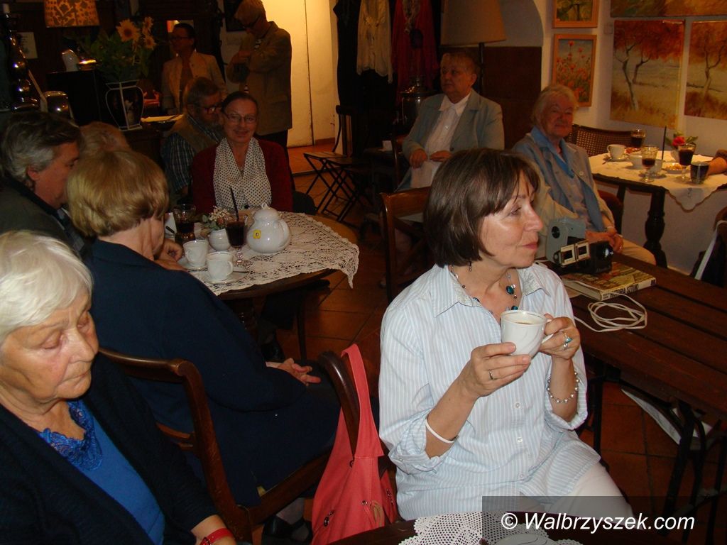 REGION, Szczawno-Zdrój: Przygoda ze sztuką szczawieńskich seniorów