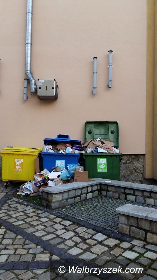Wałbrzych: Mieszkańcy wciąż narzekają na gospodarkę śmieciową