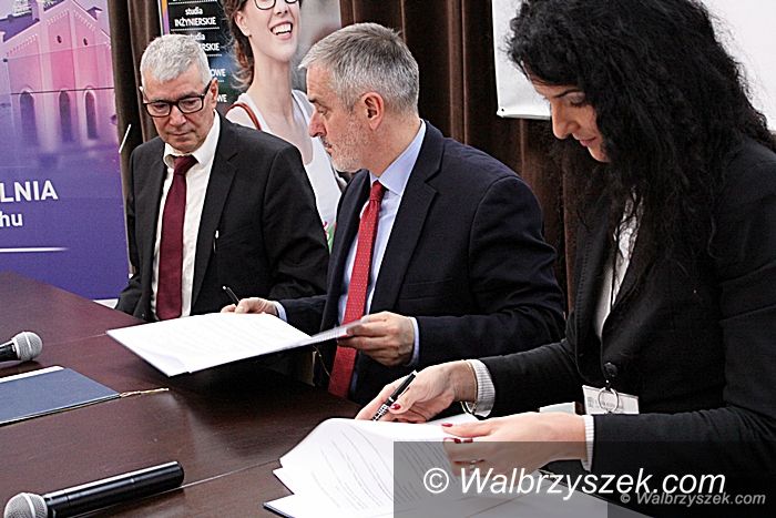 Wałbrzych: Porozumienie pomiędzy PWSZ, Starą Kopalnią i Gminą Wałbrzych podpisane