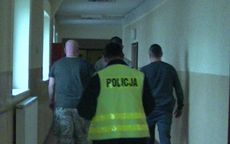Wałbrzych: Trzy miesiące aresztu dla oszustów podających się za policjantów