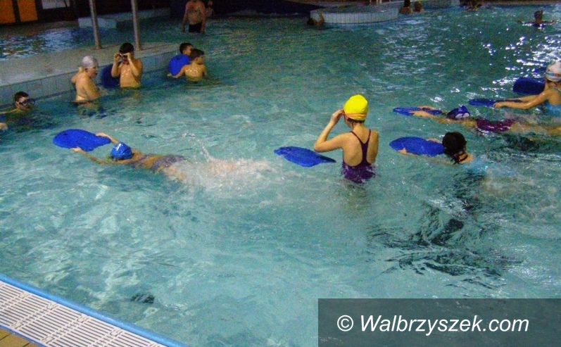 REGION, Głuszyca: Bezpłatne lekcje pływania dla głuszyckich uczniów