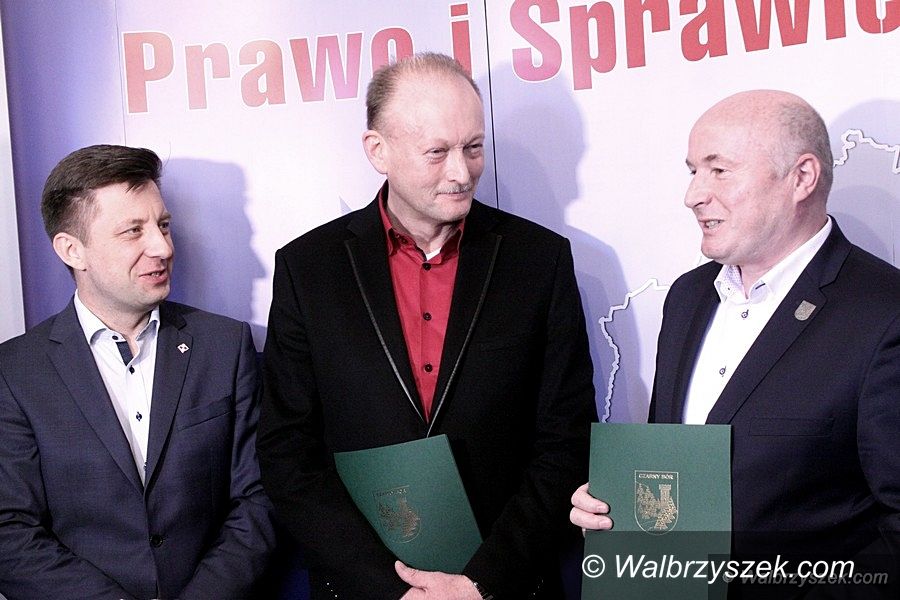 Wałbrzych/Czarny Bór: Umowa na budowę obiektu sportowego w Czarnym Borze podpisana