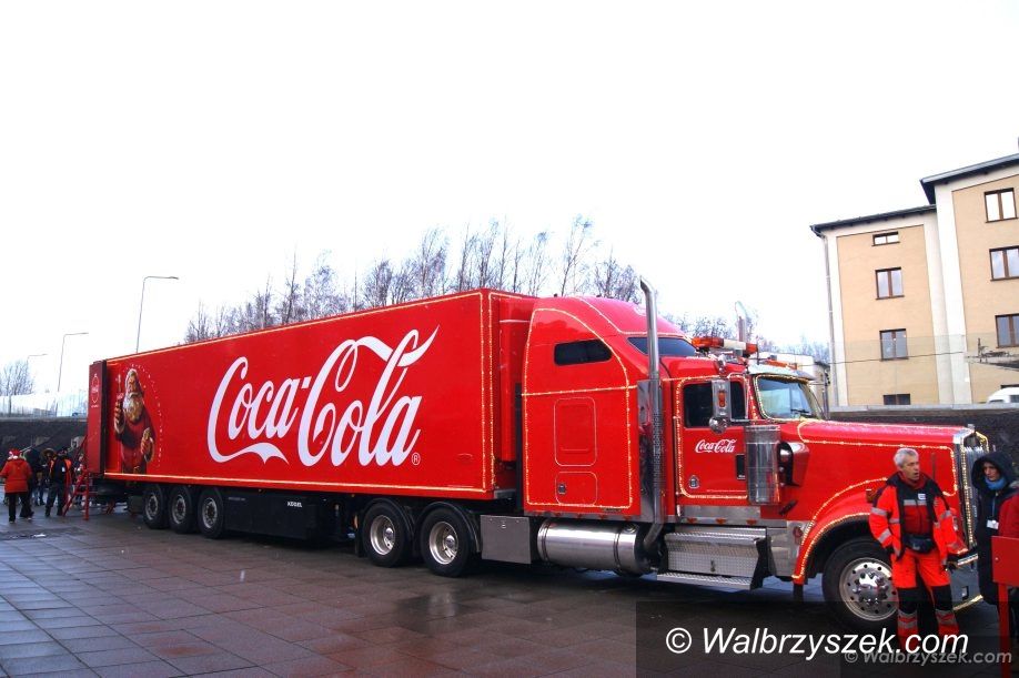 Wałbrzych: Ciężarówka Coca–Coli w Starej Kopalni