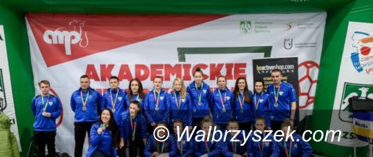 Wałbrzych: AZS PWSZ Wałbrzych akademickim Wicemistrzem Polski w futsalu kobiet