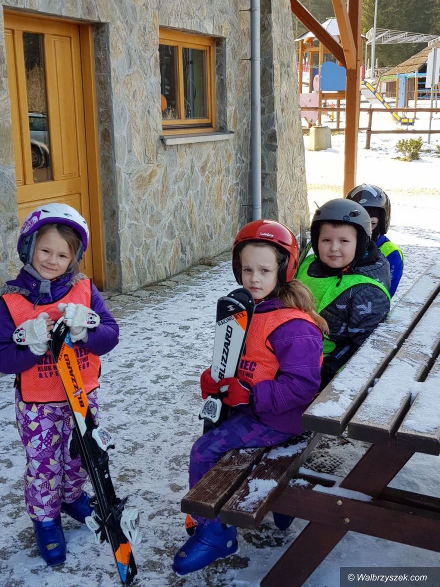 Boguszów-Gorce: ZjeźDzik – szkółka narciarska dla uczniów PSP nr 6 w Boguszowie – Gorcach