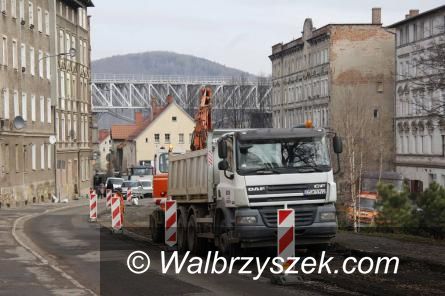 Wałbrzych: Remont ulicy Niepodległości zostanie wykonany z lokalnych kruszyw