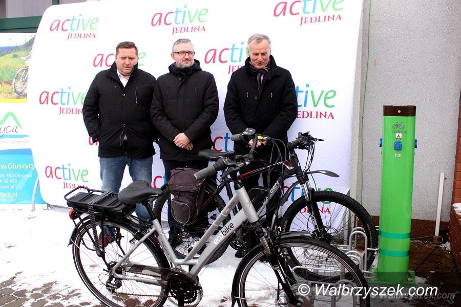 REGION, Jedlina-Zdrój: Wypożyczalnia rowerów elektrycznych w Jedlinie już działa