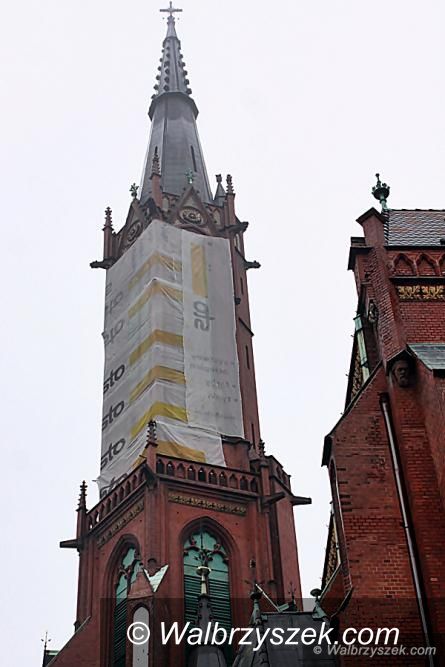 Wałbrzych: Rada miasta przyznała środki na ratowanie wałbrzyskich kościołów