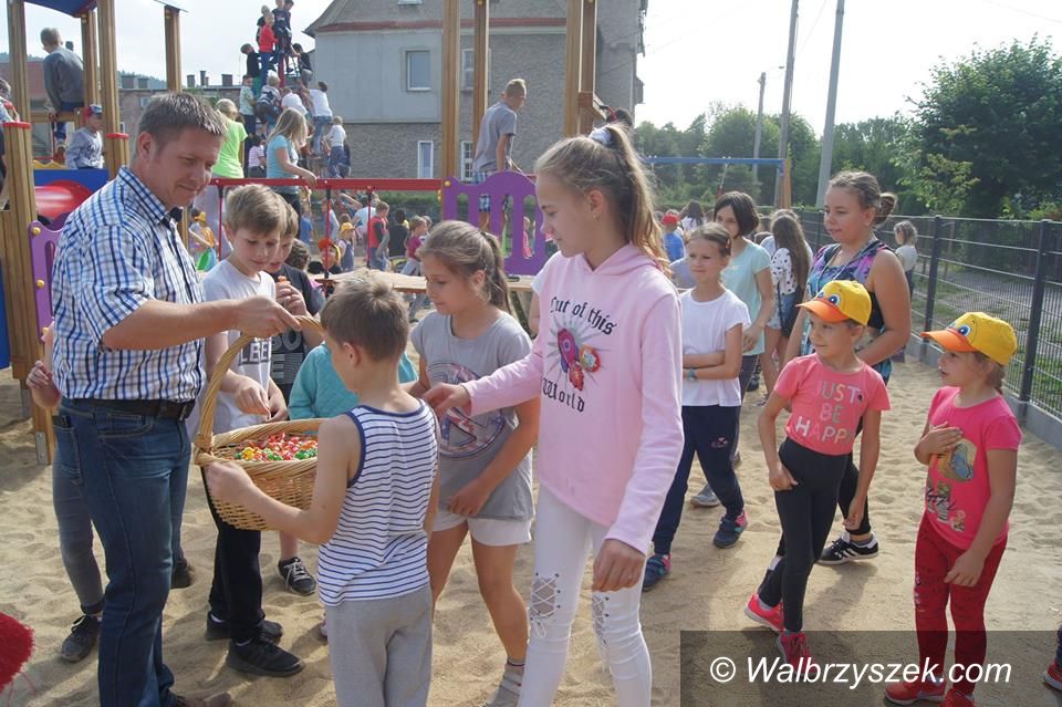 REGION, Mieroszów: Trzy nowe place zabaw w gminie Mieroszów
