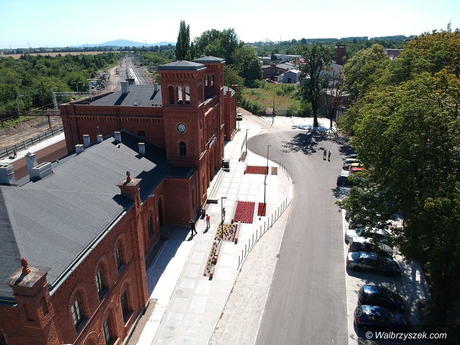 Świebodzice się cieszą – Centrum Przesiadkowe już gotowe - Wałbrzyszek ...