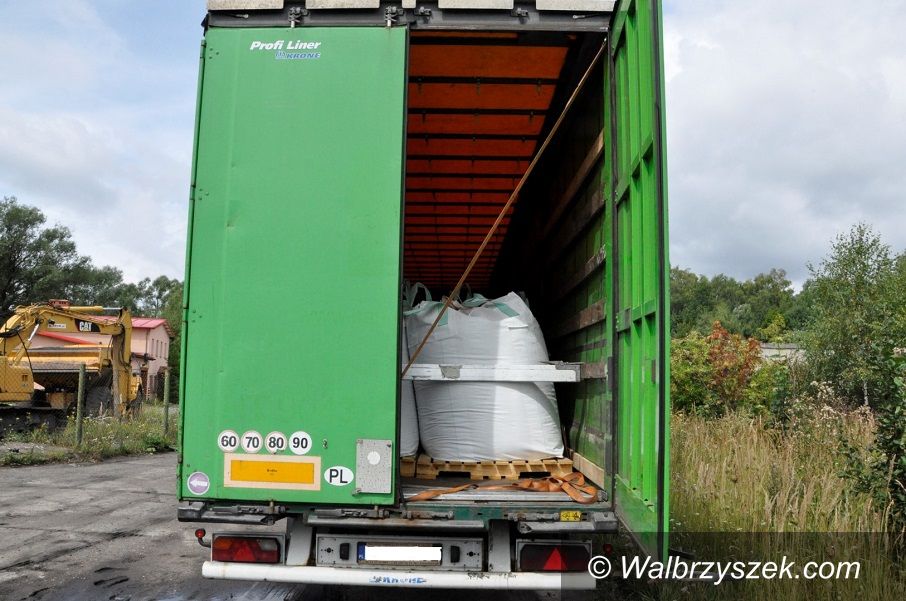 REGION, Boguszów-Gorce: Ciężarówka pełna odpadów
