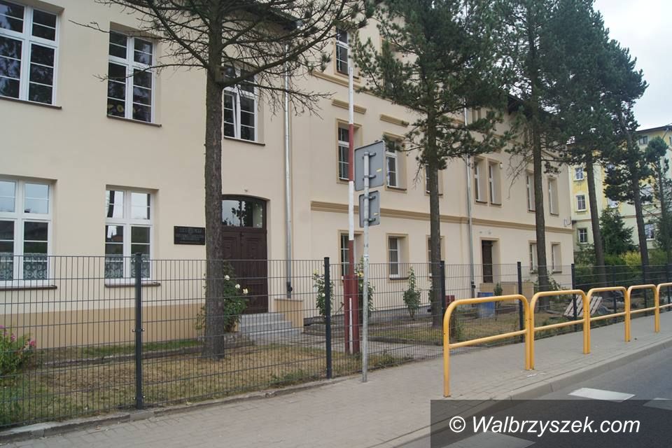 REGION, Mieroszów: Wyremontowana szkoła odzyskała blask
