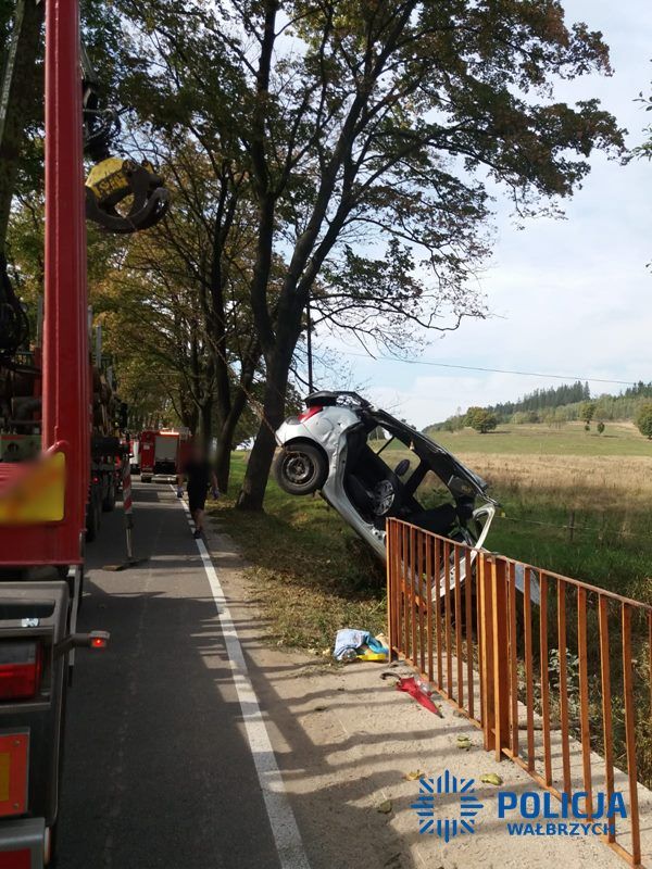 REGION, Boguszów-Gorce: Nietrzeźwy kierujący spowodował wypadek drogowy