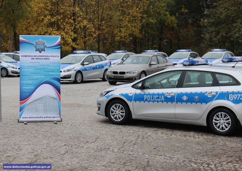 Wałbrzych/powiat wałbrzyski: Nowy radiowóz dla wałbrzyskiej policji