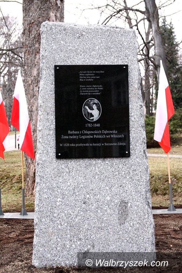 REGION, Szczawno-Zdrój: Pamiątkowy obelisk w Szczawnie–Zdroju