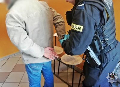 REGION, Struga: Sąsiedzka pomoc zakończona kradzieżą portfela i włamaniami na konta bankowe