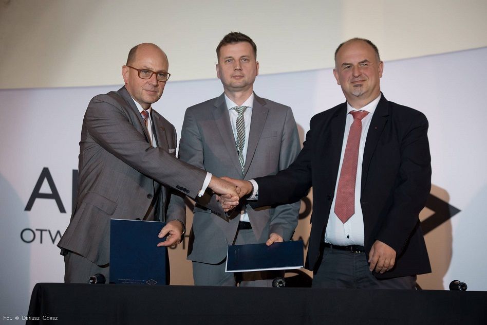 Wałbrzych/REGION: Prezesi: ARP S.A., KGHM–u i WSSE "Invest Park" podpisali deklarację współpracy przy projekcie ALIANS S35