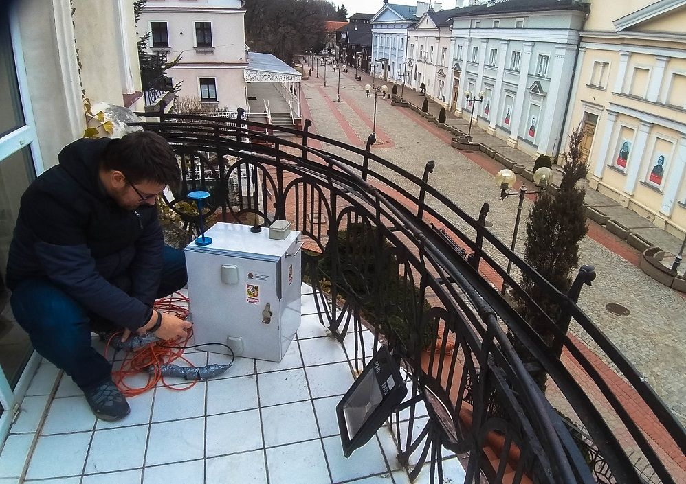 REGION, Szczawno-Zdrój: Pyłomierz na balkonie