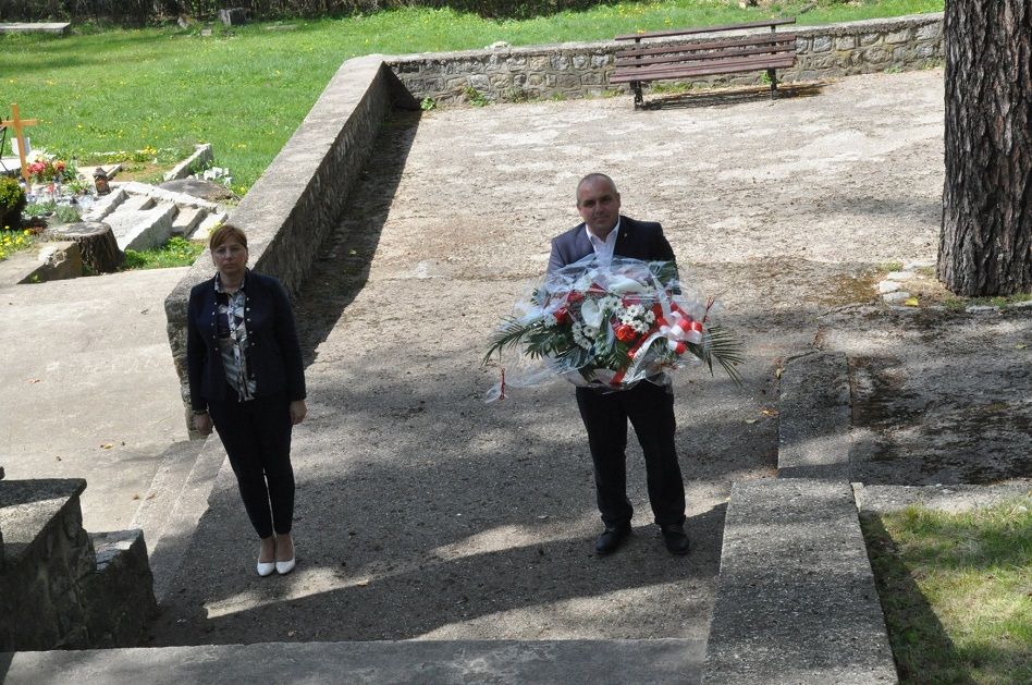 powiat wałbrzyski: Pamiętali o ofiarach