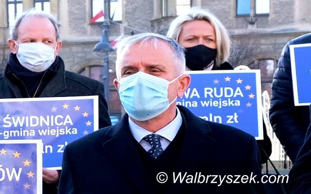 Wałbrzych/REGION: Protest samorządowców