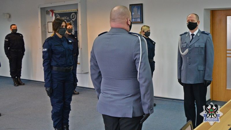 Wałbrzych/powiat wałbrzyski: 12 nowych policjantów