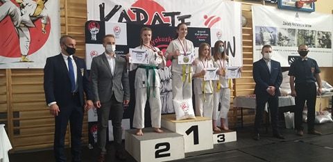 Wałbrzych/Kraj: Udany wyjazd karateków