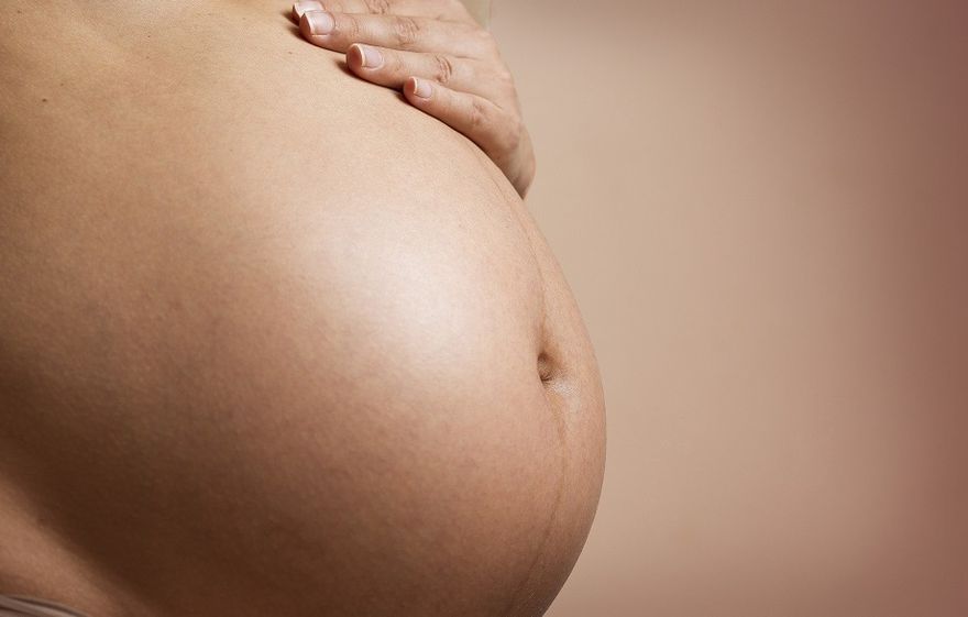 Wałbrzych: Skuteczna walka z rozstępami w okresie ciąży. Musisz użyć odpowiednich preparatów!