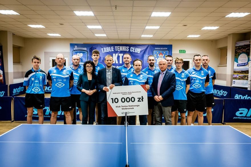 Wałbrzych/REGION: WSSE wspiera tenisistów