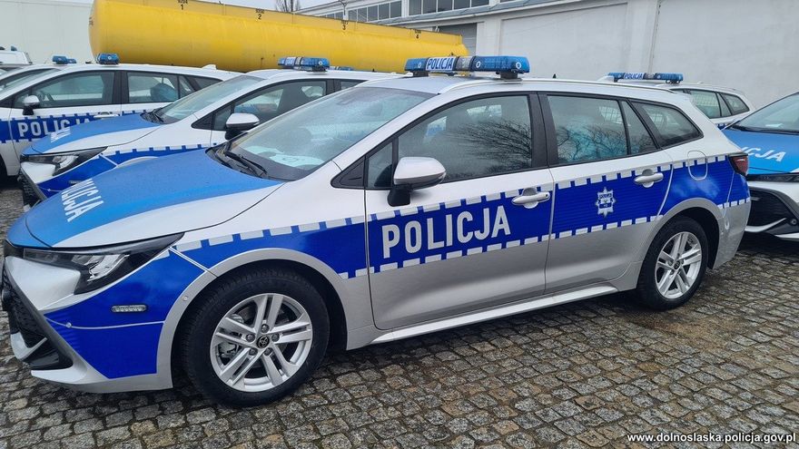 Wałbrzych/REGION: Nowe "hybrydy" dla policji