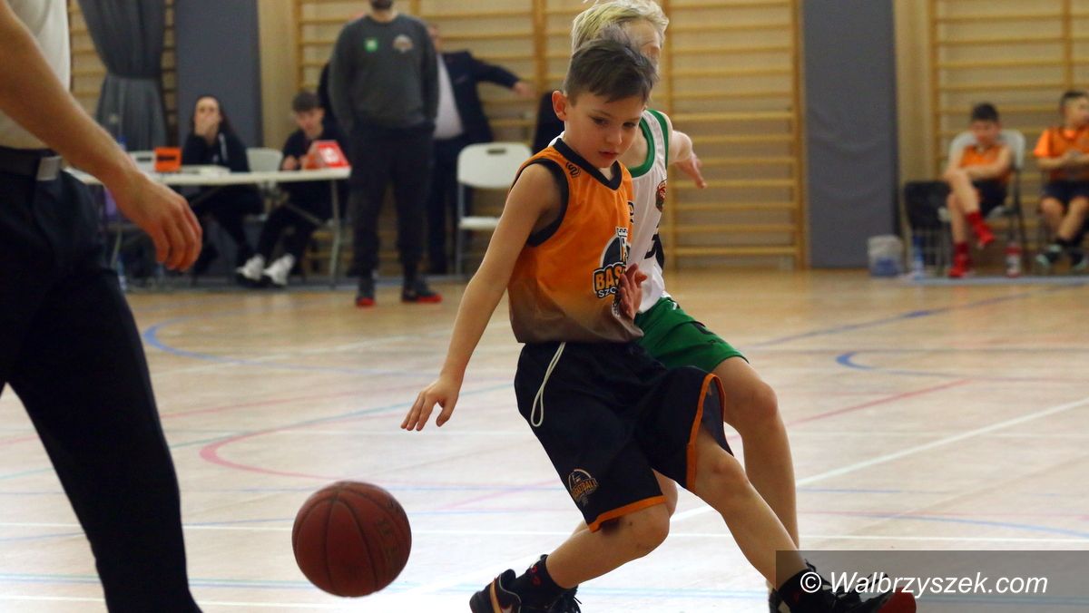 Szczawno-Zdrój: Młodzieżowa koszykówka w Szczawnie