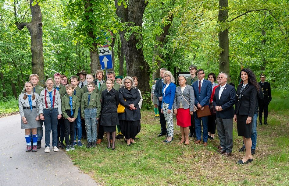 Wałbrzych: Upamiętniono ofiary filii Gross–Rosen w Książu