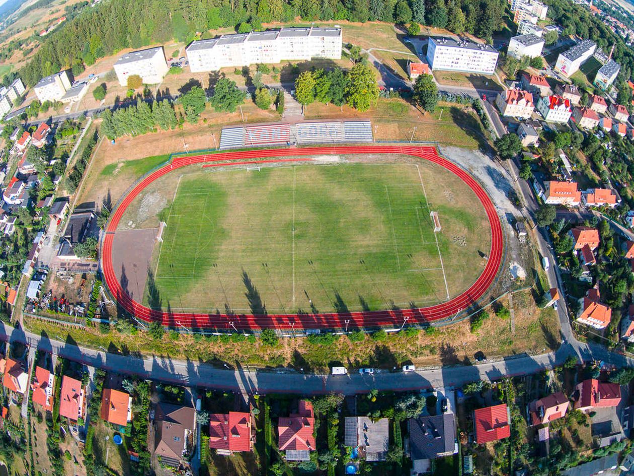 REGION, Kamienna Góra: Stadion do renowacji