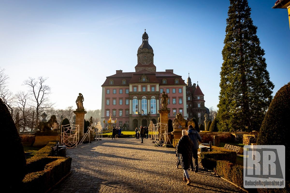 Wałbrzych: Magia świąt w Zamku Książ