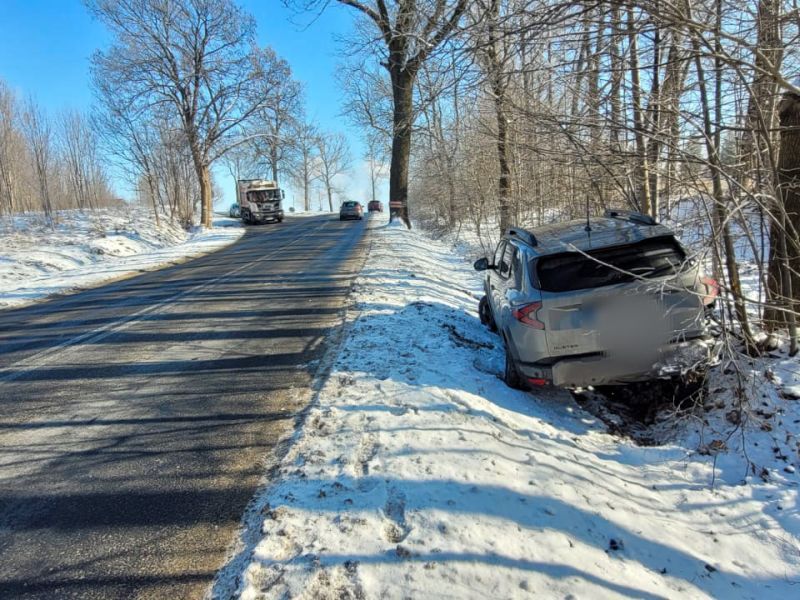 REGION: Zostawił auto w rowie, a sam poszedł na przystanek...