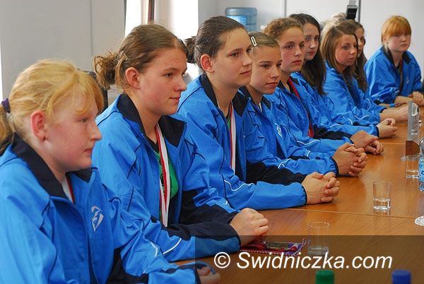 Świdnica: Mlodziczki MKS marzą o medalach