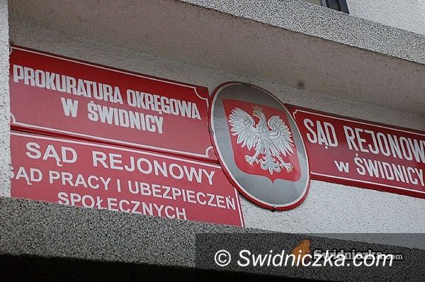Świdnica/Wałbrzych: Wyłudzili renty na 2 miliony złotych