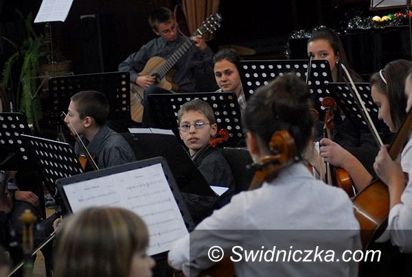 Świdnica: Szkoła muzyczna gra nadal