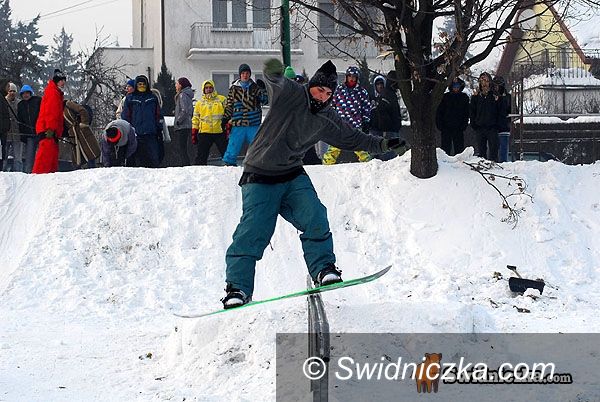 Świdnica: Szaleństwo na snowboardzie