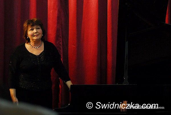 Świdnica: Recital chopinowski w szkole muzycznej