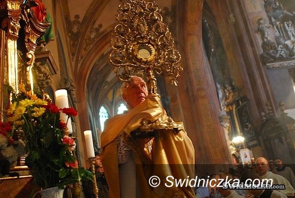 Świdnica: Biskup Ignacy Dec świętuje