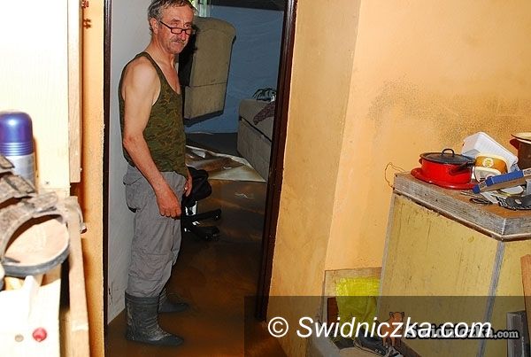 Dolny Śląsk: Miller przyjechał zobaczyć powódź